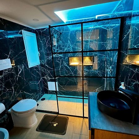 Fl Black Diamond Napoli Ngoại thất bức ảnh
