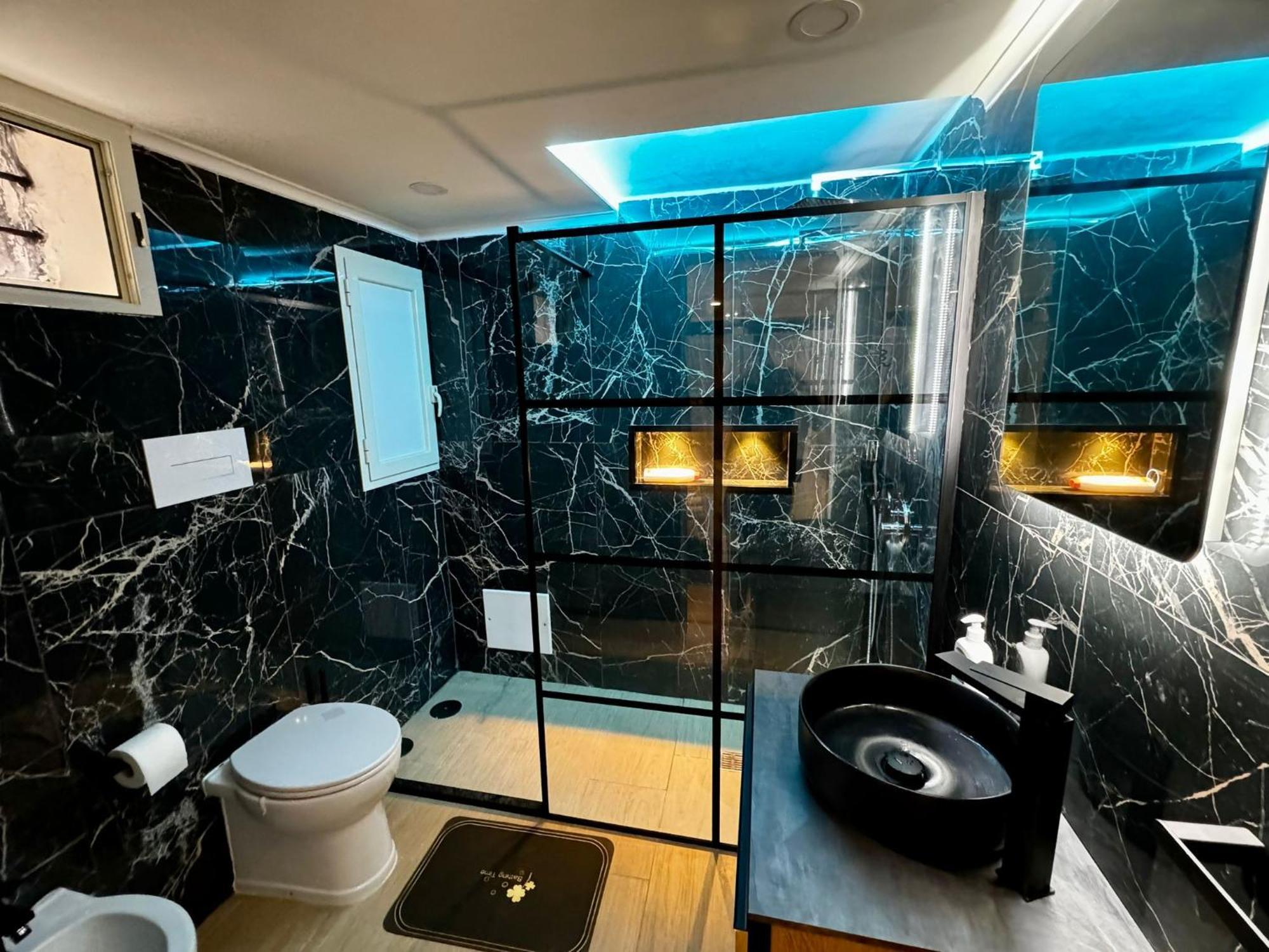 Fl Black Diamond Napoli Ngoại thất bức ảnh